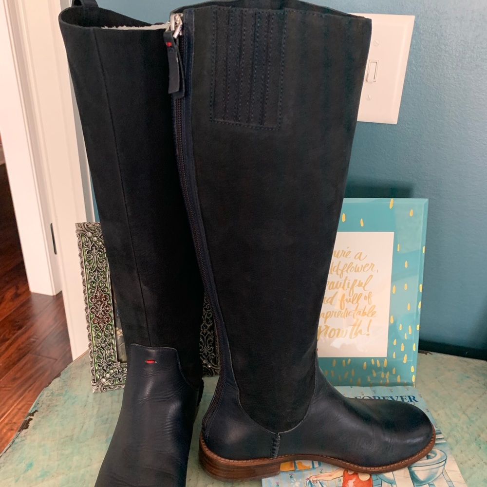 Like NEW navy suede and leather boots.